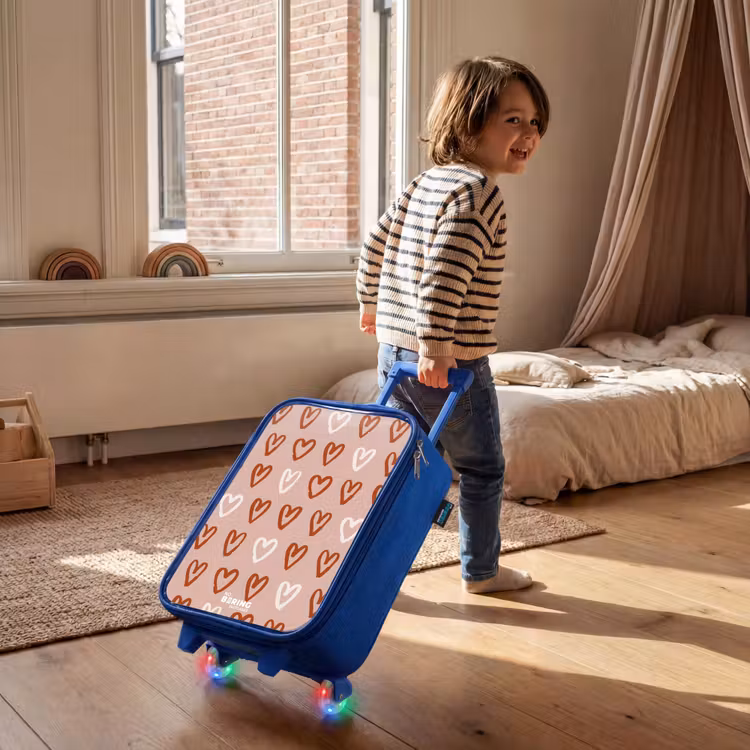 Kids’ Suitcase - Blue - Heart pattern in pink and white — 5