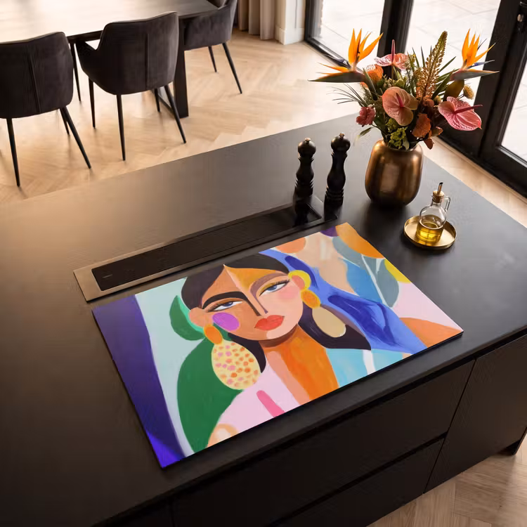 Induction Hob Cover - Portrait - Woman - Modern — 2