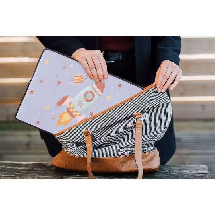 Laptop Sleeve - Rocket - Space - Planet - Illustration — 4