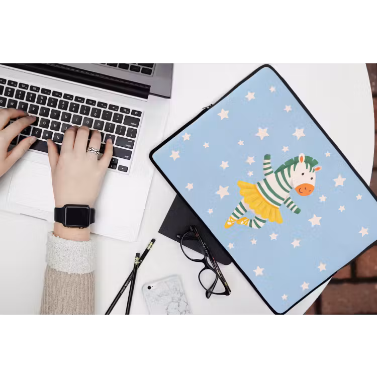 Laptop Sleeve - Animals - Dance - Illustration - Children's Room - Stars — 3