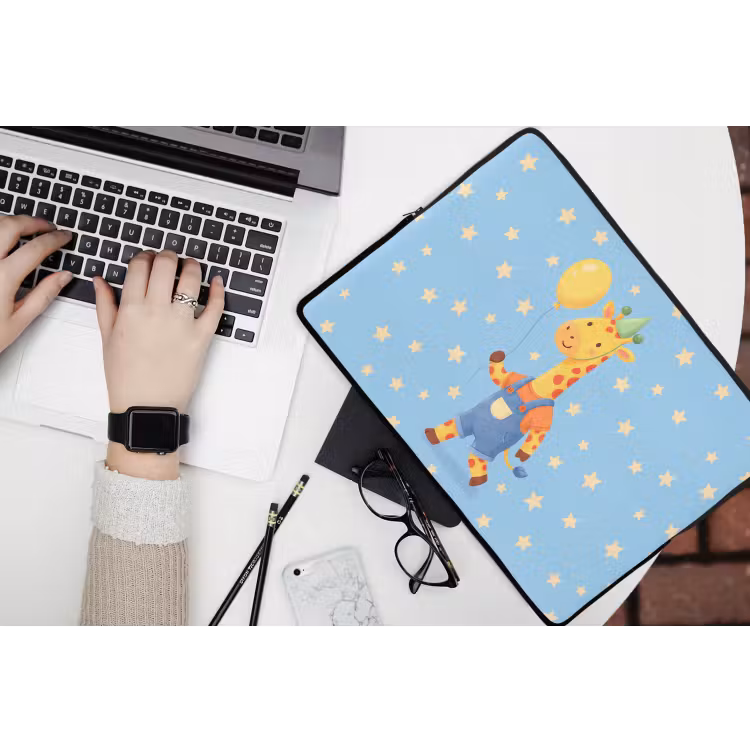 Laptop Sleeve - Animals - Giraffe - Balloon - Party - Children's Room — 3