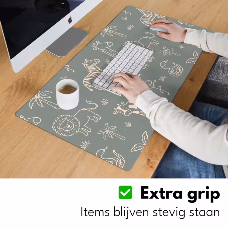 Desk Mat - Animals - Safari - Pattern - Illustration - Green — 6