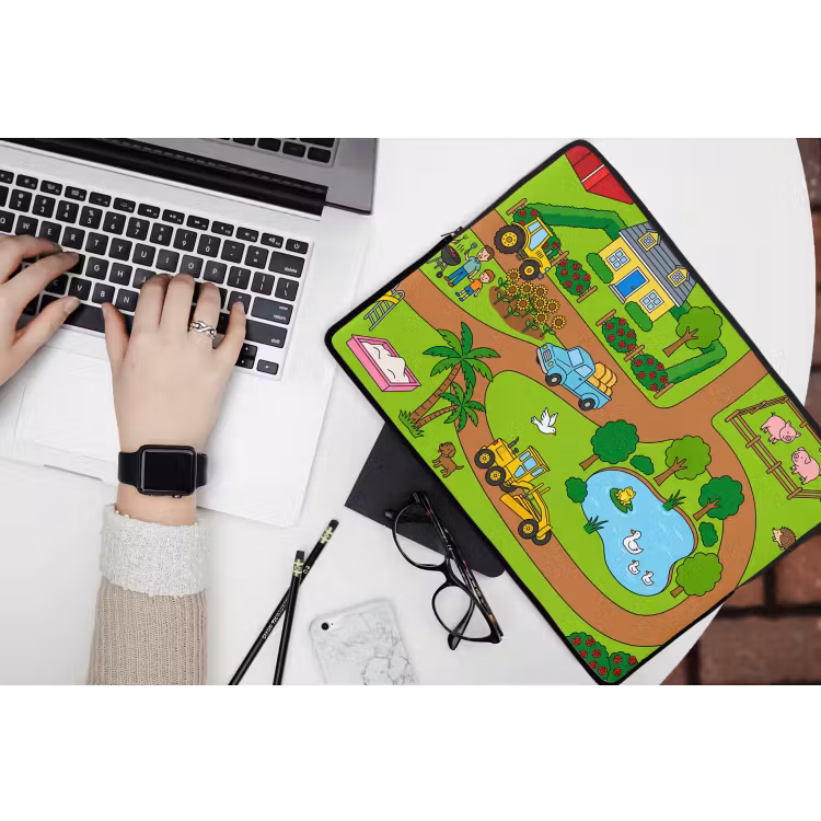 Laptop Sleeve - Countryside - Animals - Cartoon — 3