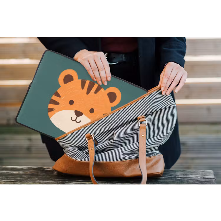 Laptop Sleeve - Animals - Head - Orange - Illustration - Modern — 4
