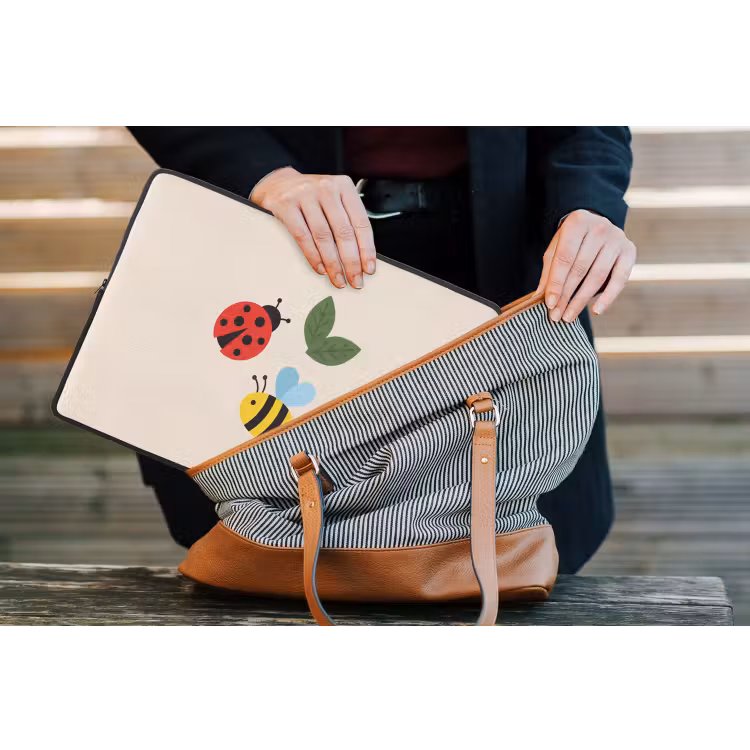 Laptop Sleeve - Insect - Leaf - Nature - Playful - Illustration — 4
