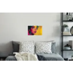 Close-up - Vrouwengezicht - Stippen - Geel Muursticker klein -slaapkamer
