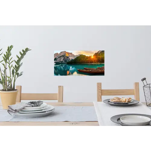 Meer - Bergen - Zonsondergang - Boot Muursticker klein -eettafel